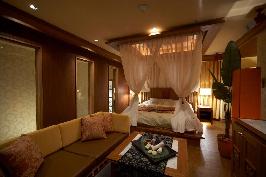 Tsurugashima Hotel | Le Ciel Spa & Resort