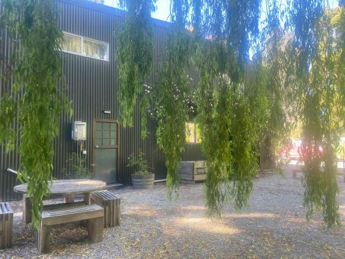 Lowburn Apartment | Lye Bow Shearers Shed