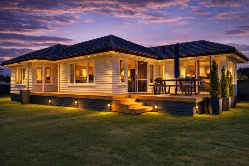 Mangakino House | Mango Point