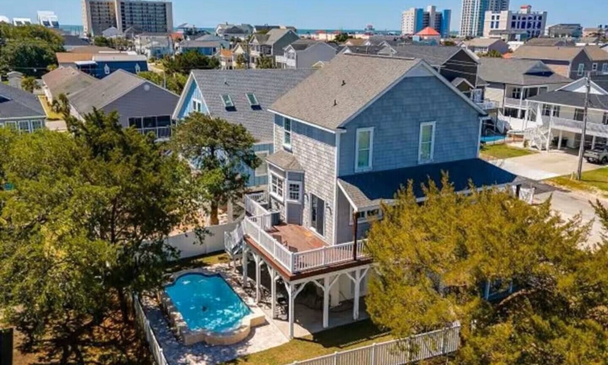 Cherry Grove Beach House | Marsh Front Beach Home-4BR-Pool, Putting Green, Game Room-Pet Friendly-Sleeps 15