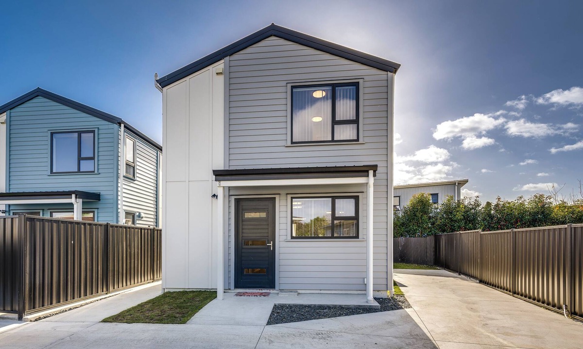 Hastings House | Mayfair Haven - Hastings Holiday Home