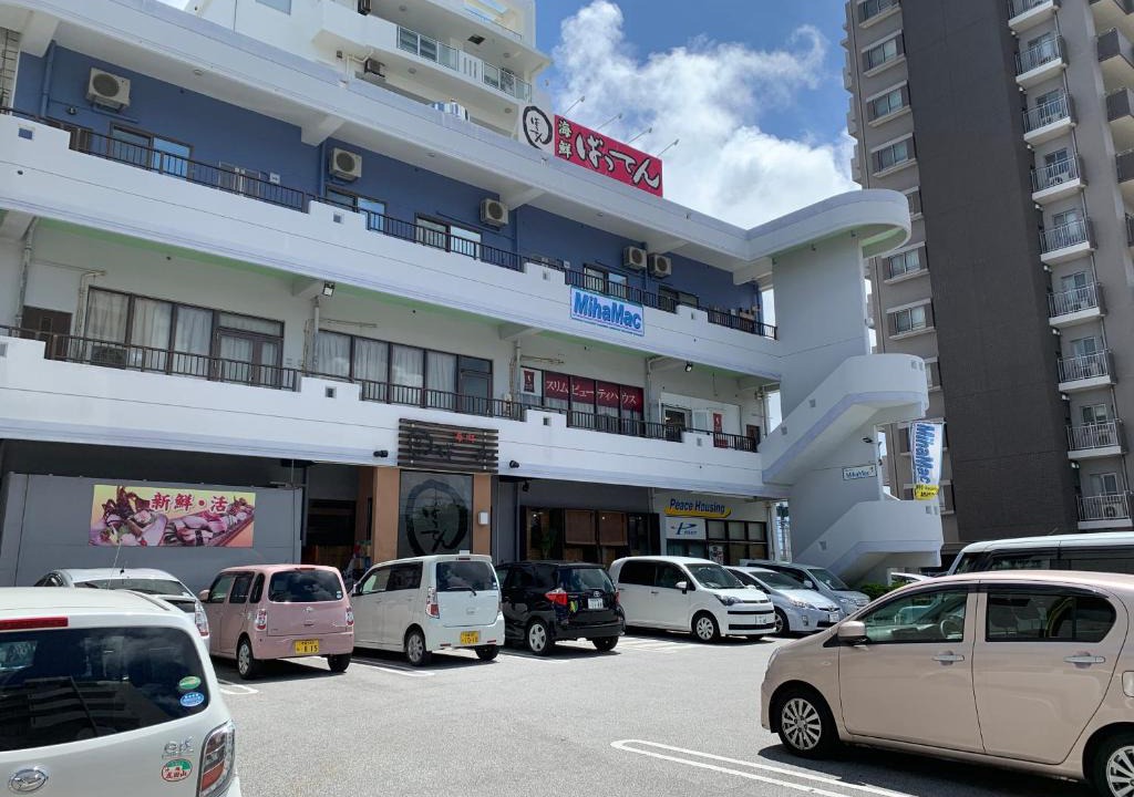Chatan Apartment | MihaMac