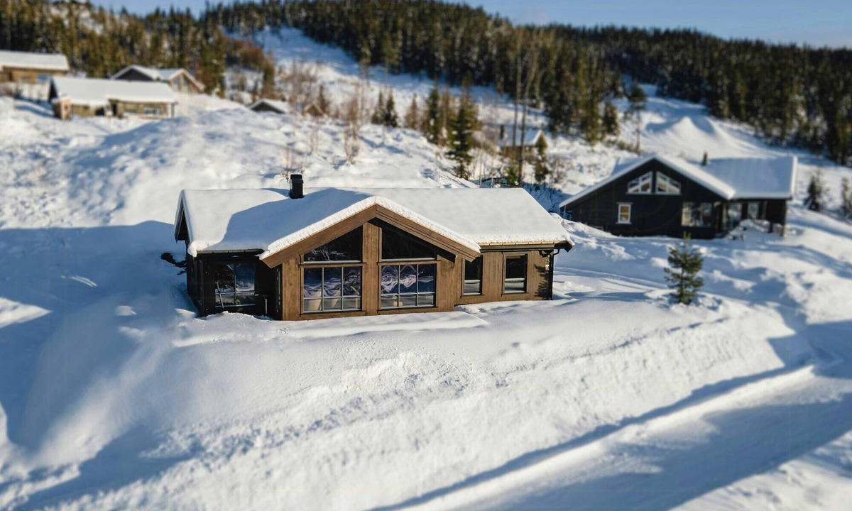Nord-Aurdal House | Modern and inviting cabin in Valdres