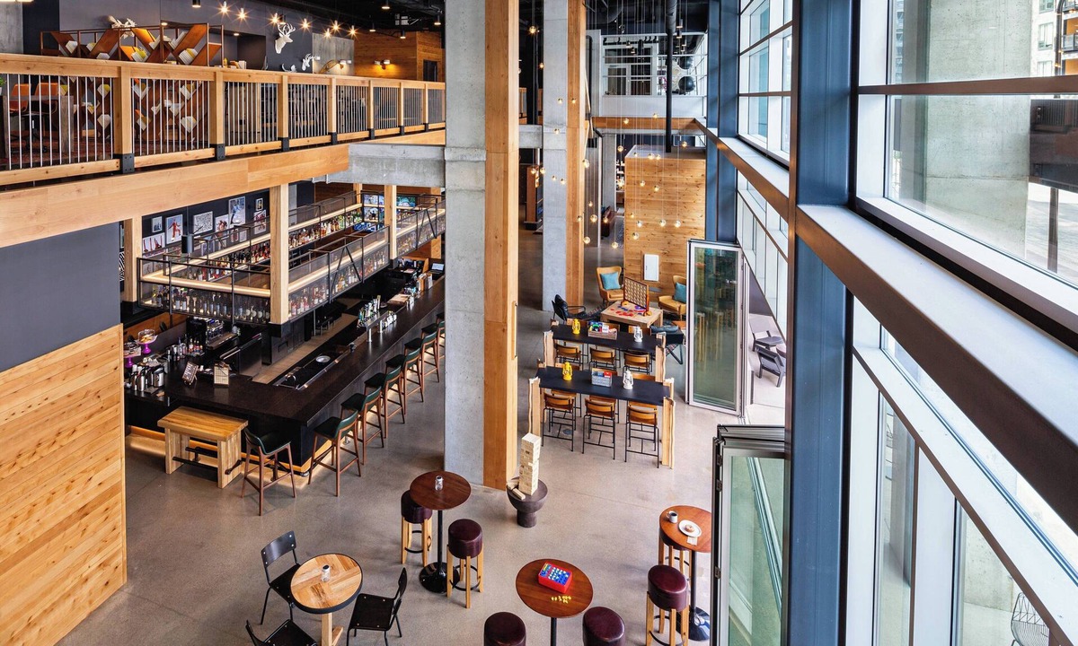 Downtown East Hotel | Moxy Minneapolis Downtown