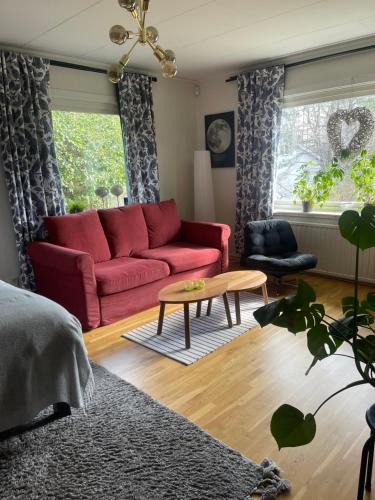 Uddevalla Apartment | Mysig lägenhet, nära det mesta!