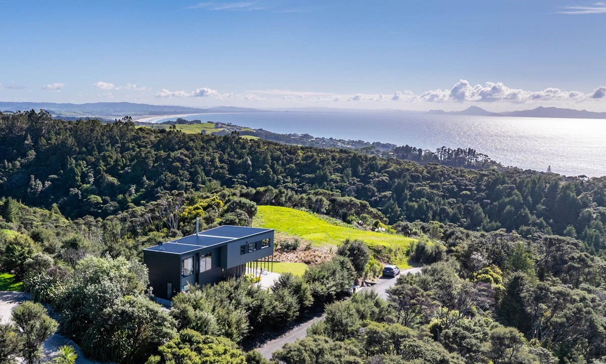 Langs Beach House | Ngahere360 - Serene Coastal Experience
