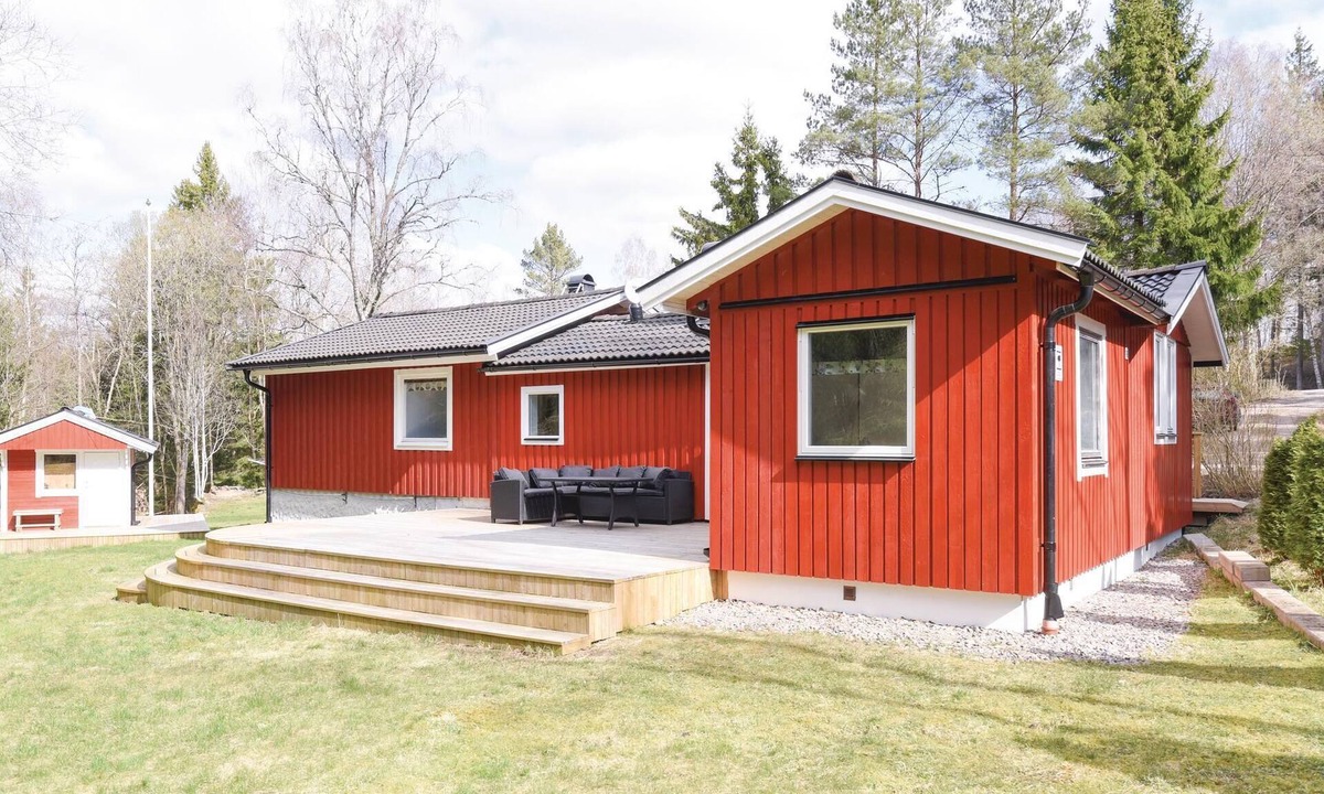 Lilla Edet House | Nice home in Lilla Edet with WiFi