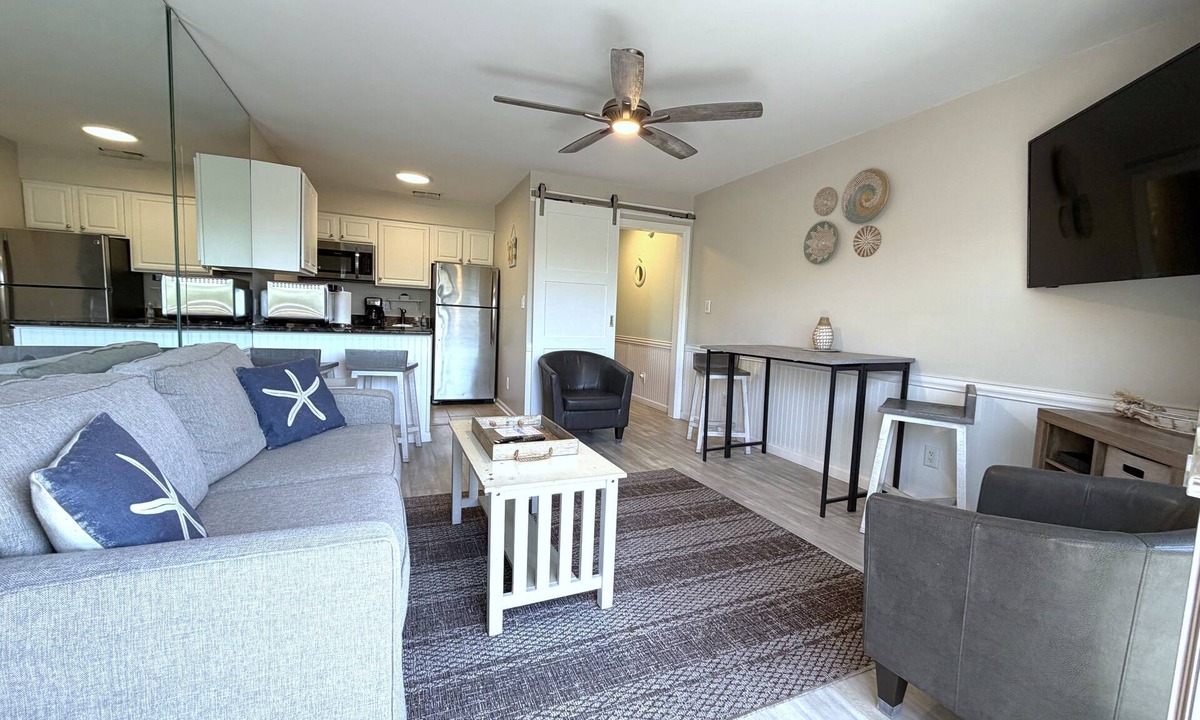North Forest Beach Condo | Oceanfront & Across the Street from Coligny! Walk Everywhere!