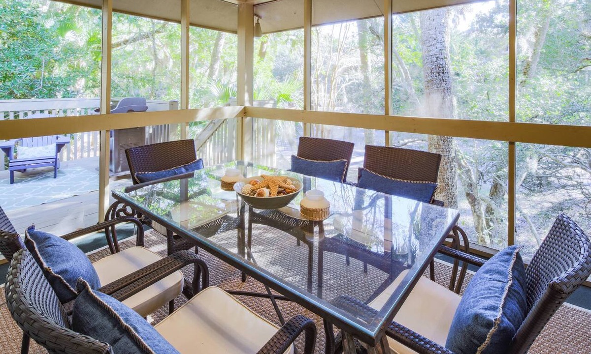 Seabrook Island Cottage | Oceanfront Community Pool Access; Serene, Sun-Dappled Screened Porch & Back Deck!