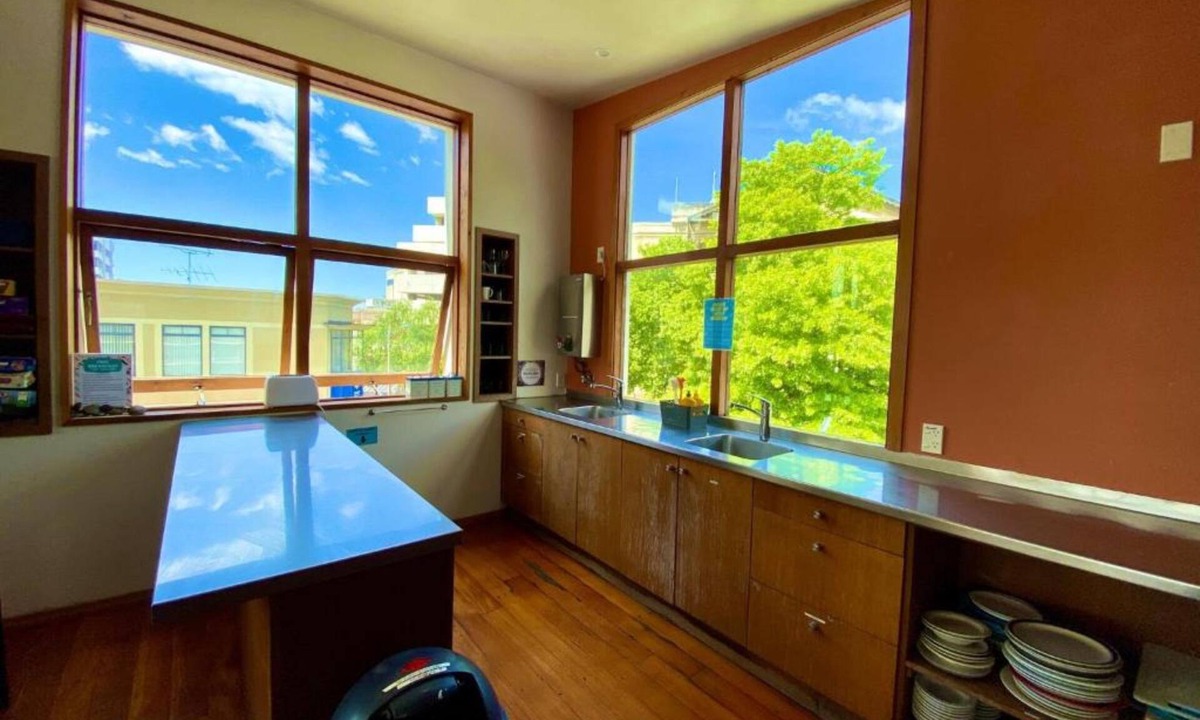 Dunedin City Centre Hostel | On Top Apartments & Hostel Backpackers