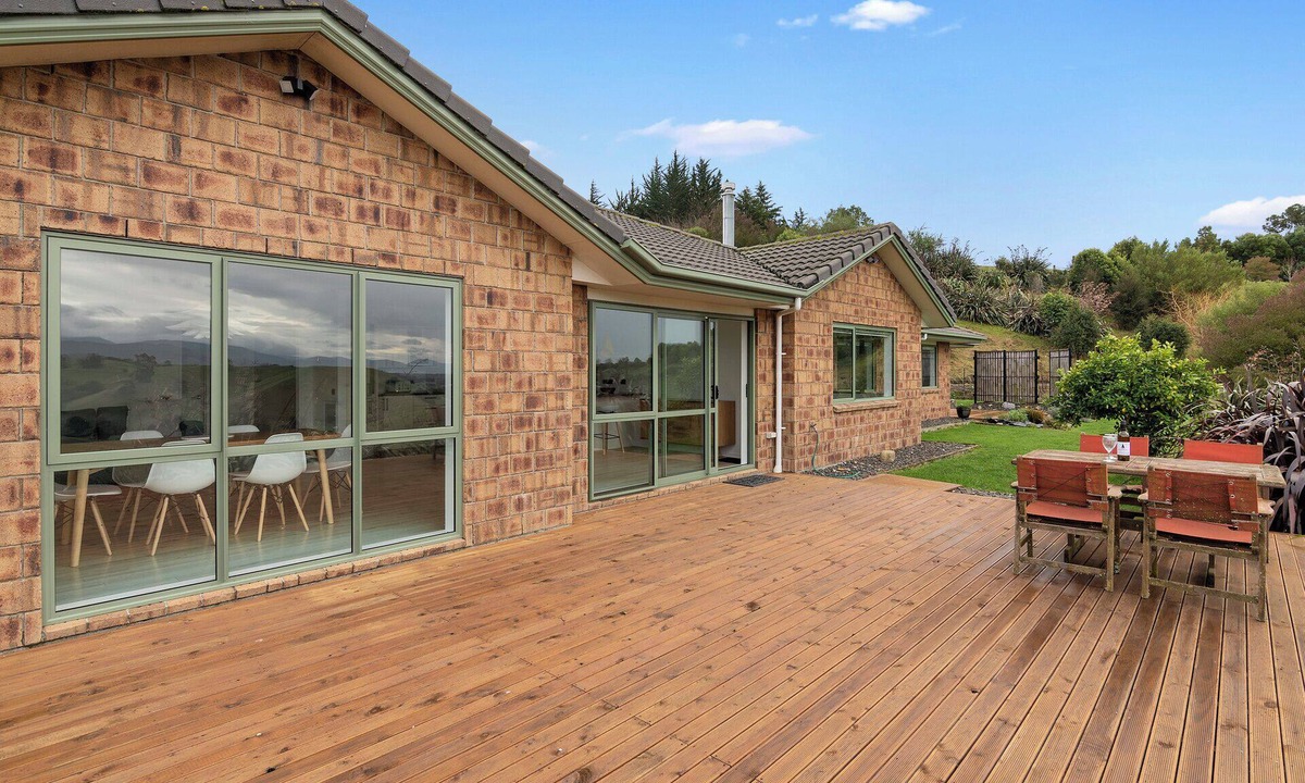 Wakefield House | One Two Eight - Richmond Holiday Home