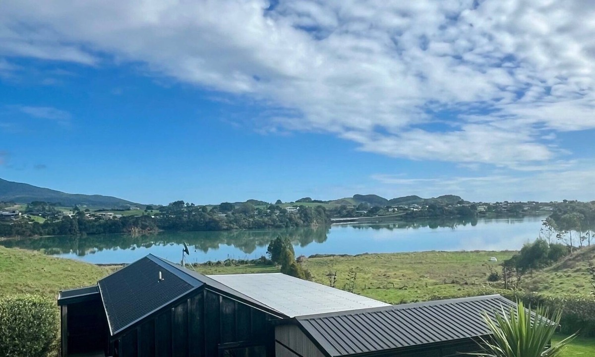 Raglan Cottage | Private cosy self contained Sunset Cottage