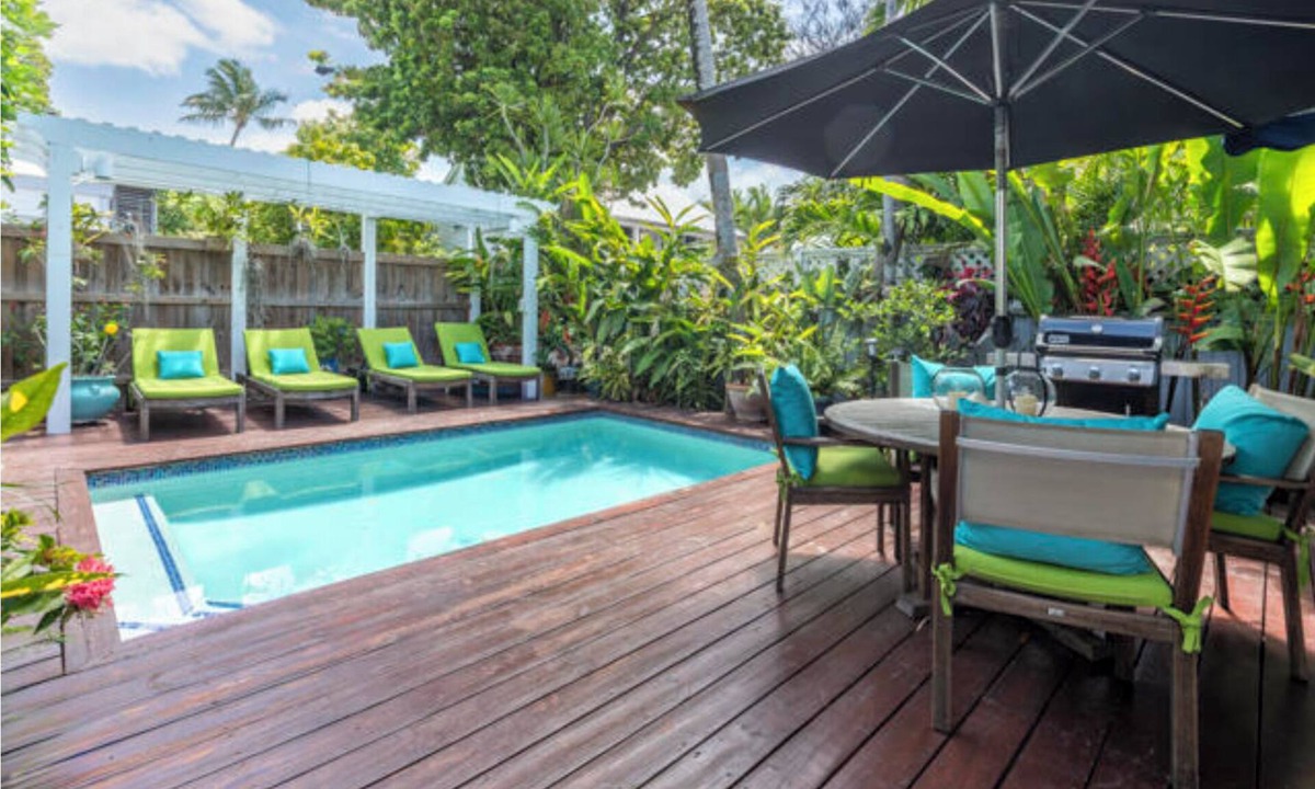 Old Town House | Private Heated Pool-2BR/2BA-OldTown for full Winter Jan 1 -March 31 -Weekly Maid