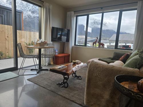Kawarau Falls Apartment | Remarkables Burrow