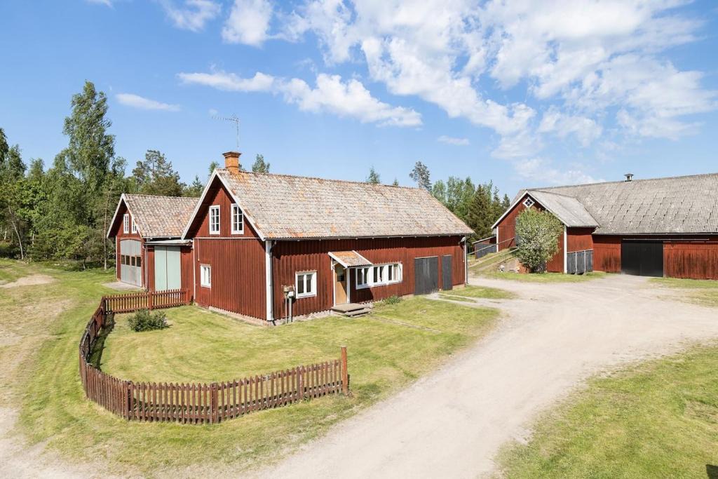 Linghem Ski Chalet | Retro accommodation in the countryside