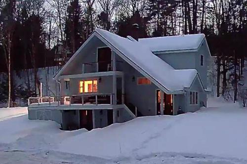 Newfane House | River Haven