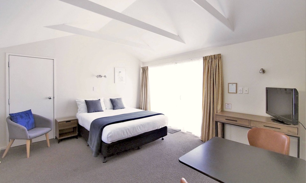Nelson Hotel | Riverlodge Nelson