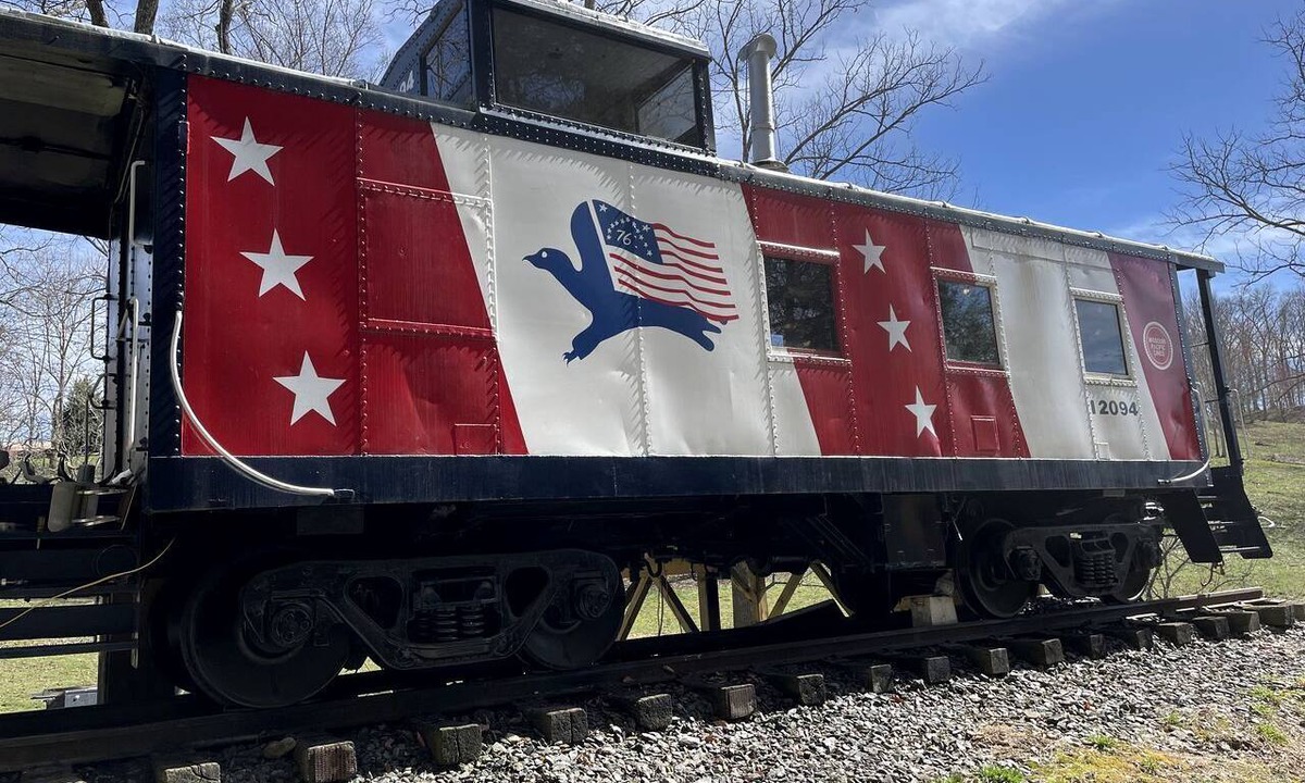 Clyde House | Romantic Caboose Great for Glamping Experiences in North Carolina