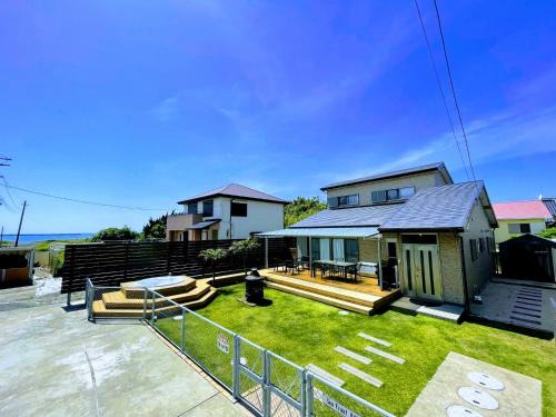 Tateyama Villa | Sea Front Villa