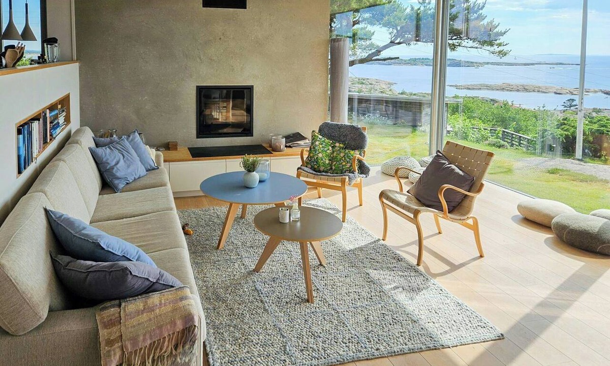 Fredrikstad House | Seaside cabin with unique outdoor areas