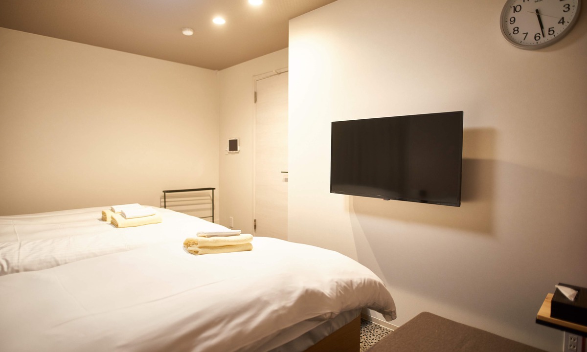 Higashishinsaibashi Hotel | Shinsaibashi House