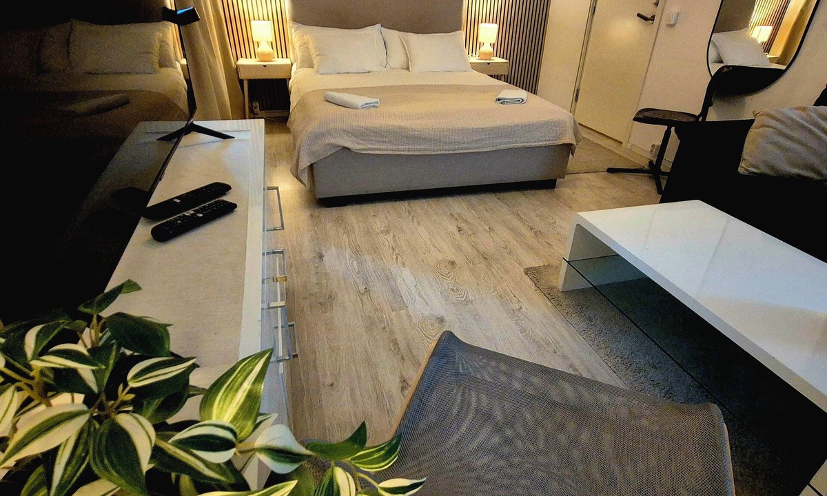Oster Hostel | So Easy Stay