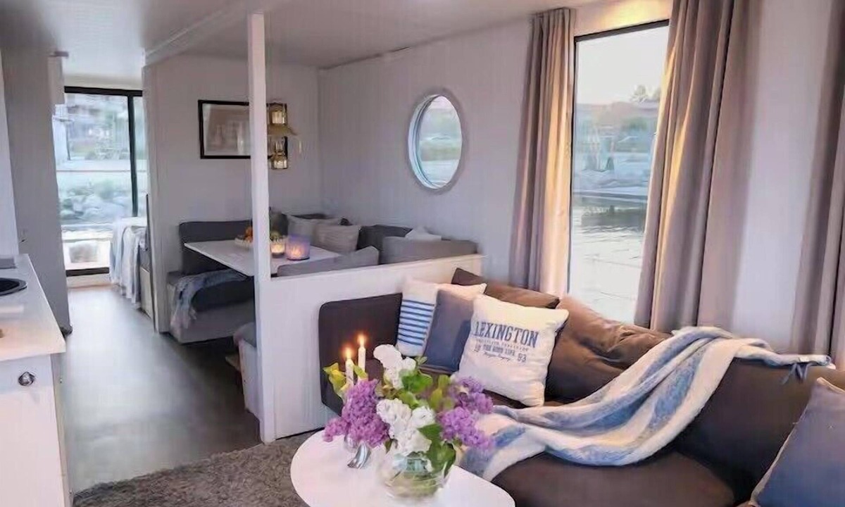 Solvesborg House | Solvesborg Houseboat with Harbour Views - Sleeps 4