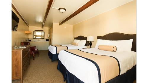 Cimarron Hotel | St James A3