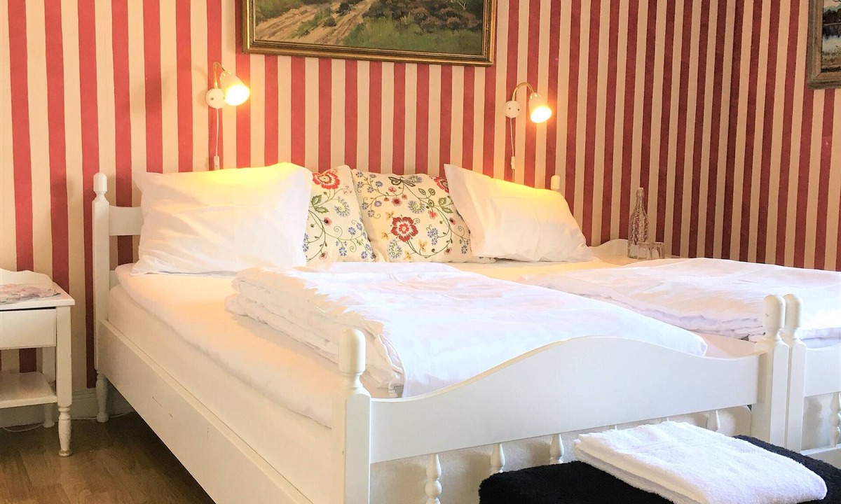 Jadraas Hostel | STF Jädraås Herrgård - Hostel