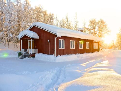 Arjeplog Cabin | Stora Björnstugan
