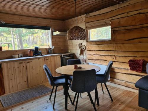 Grasmark House | Stuga Solros