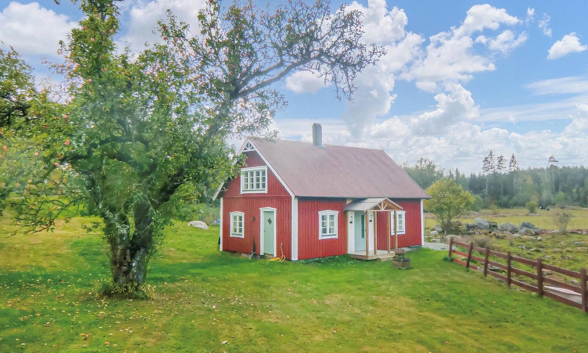 Odeshog House | Stunning home in ödeshög with kitchen