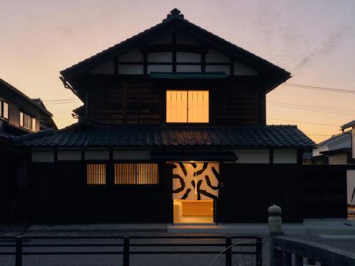 Ikeda-cho Hotel | SUKU by Craft Invitation Hotels