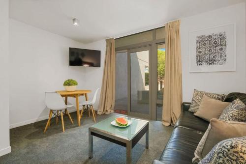 Queenstown Apartment | The Alps Studio