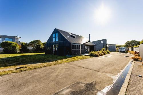 Karitane House | The Black Barn - Karitane Beach