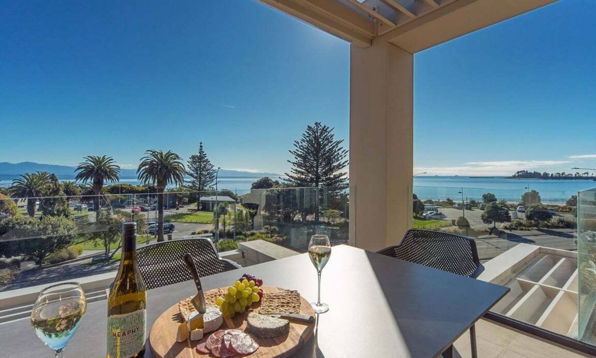 Nelson Apartment | The Sands Horizon View
