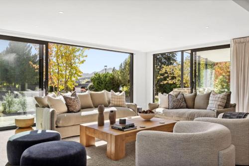 Wanaka House | The Wanaka Tree Escape | Lake Views & Prime Location