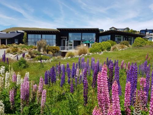 Tekapo Cabin | Three Rivers Lodge