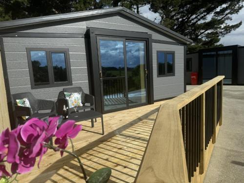 Westmere Apartment | Tiny Container house