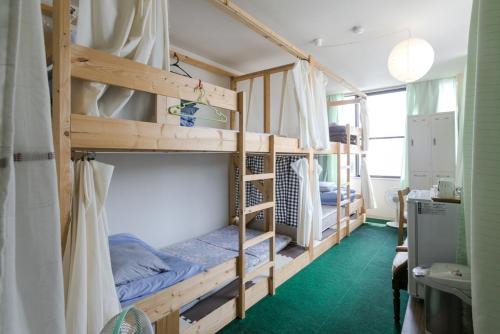 Uji Hostel | Travellersdou Kirinya