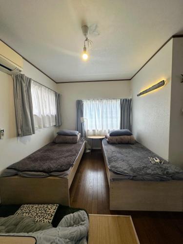 Tsushima Bed & Breakfast | Tsushima White House