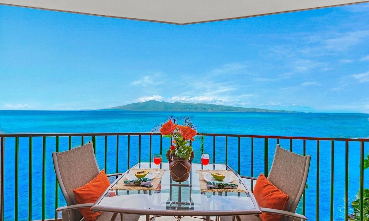 Kahana Condo | Valley Isle 1108b 2 Bedroom Condo by RedAwning