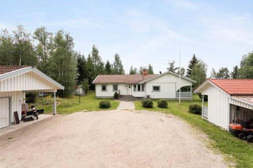 Edsbyn Villa | Villa Bessberget