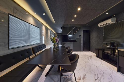 Nishi Apartment | Villa Noir