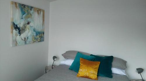 Nelson House | Villa on Milton