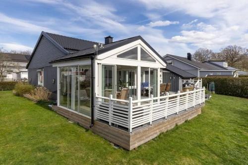 Linkoping House | Villa Veranda