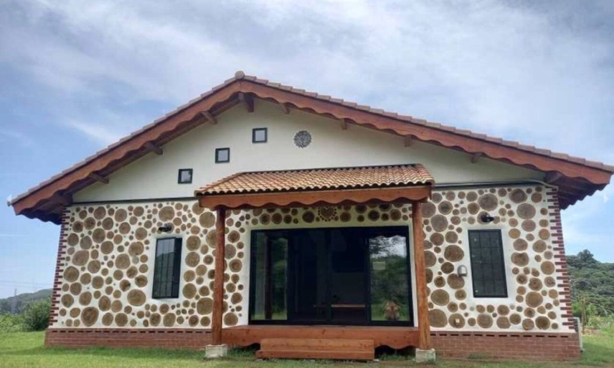 Minamiboso RV Rental | Weekday discount available Cord Wood House Flat /Minamiboso City Chiba