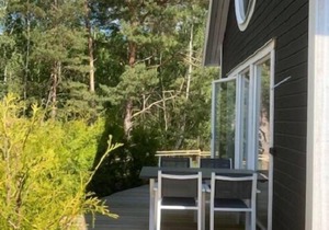 Comfortable cottage with garden