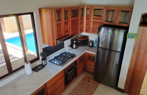 Dominicalito Villa | Ocean view Casa Gauguin.nForget your worries in this spacious and serene space.