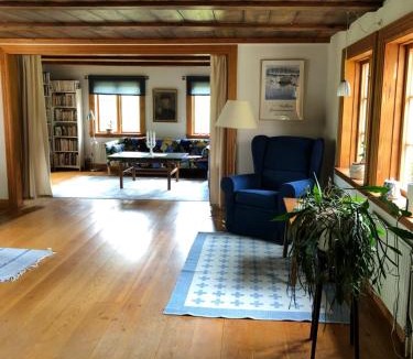 Ullared Villa | Övra Berg